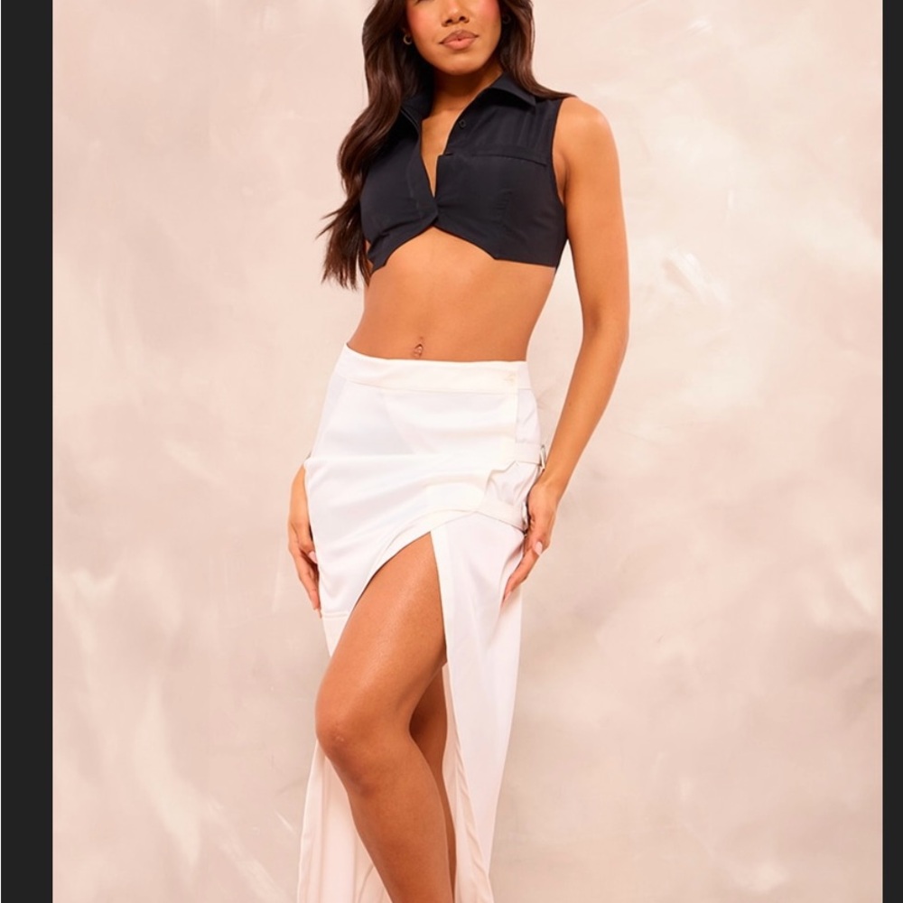 PrettyLittleThing White Pencil Skirt